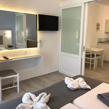 Katia יאליסוס