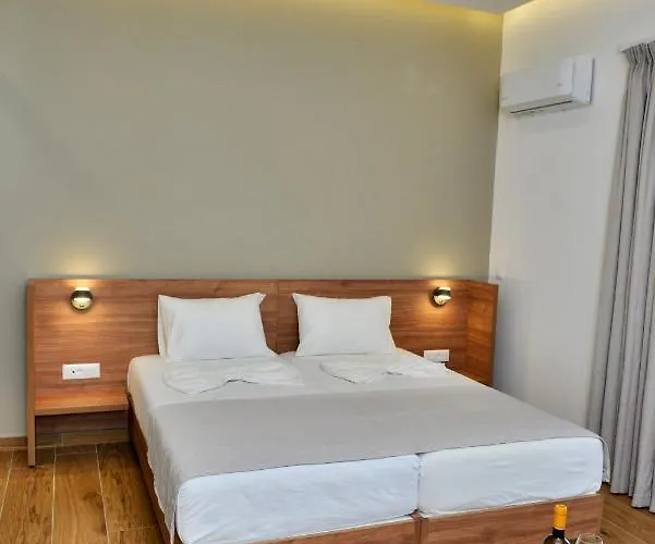 Aparthotel Katia 3*